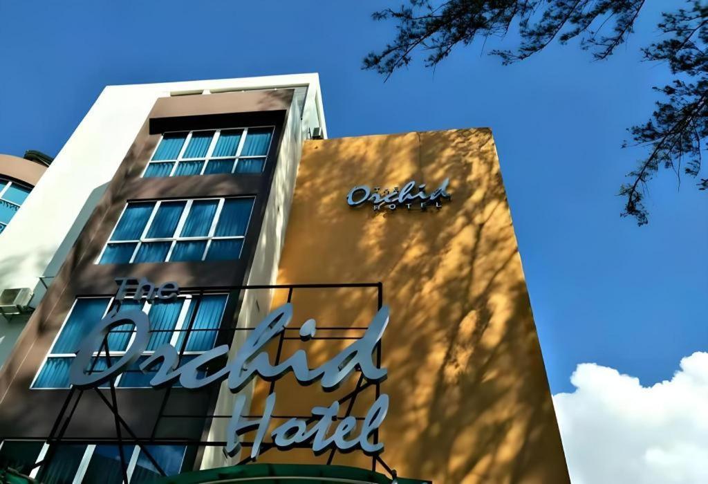 The Orchid Hotel Сібу Екстер'єр фото