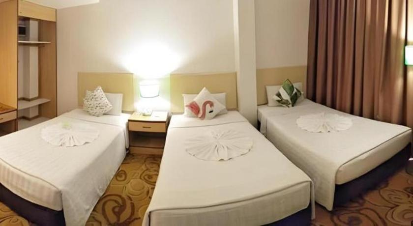 The Orchid Hotel Сібу Екстер'єр фото